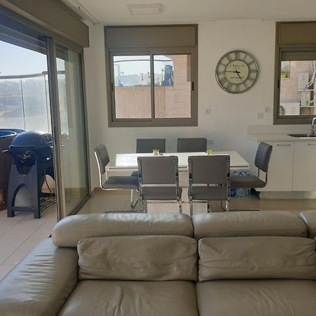 Top-Luxury Exclusive Аpt With Jacuzzi In Front Of The Sea Эйлат Экстерьер фото