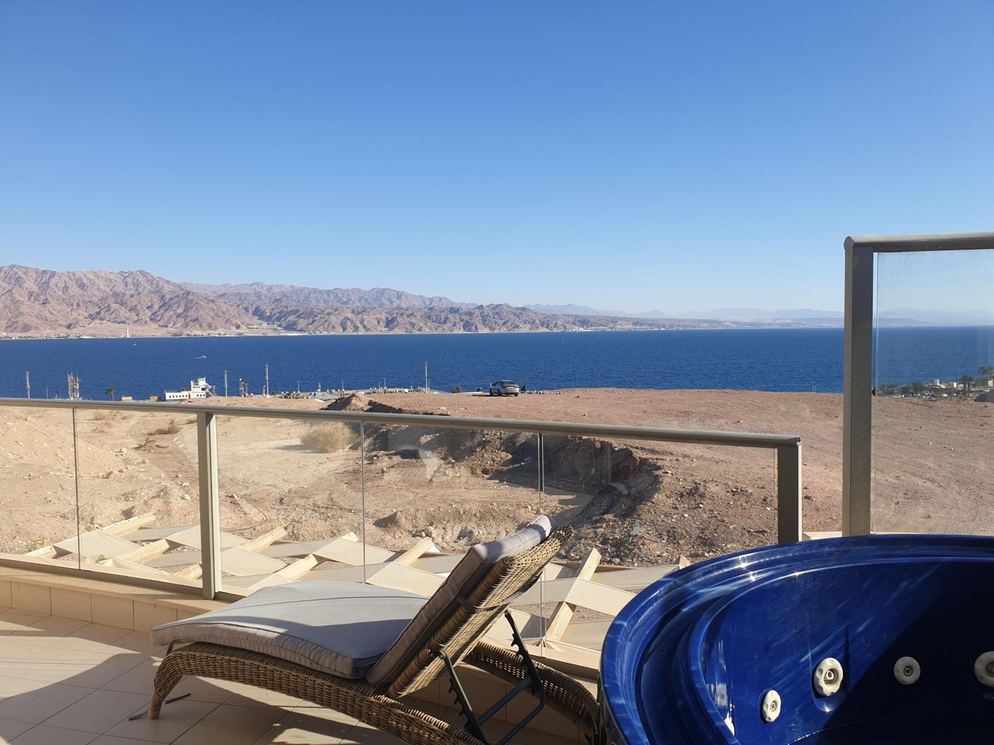 Top-Luxury Exclusive Аpt With Jacuzzi In Front Of The Sea Эйлат Экстерьер фото
